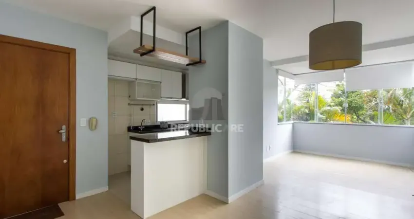Apartamento 2 dormitórios à venda Camaquã Porto Alegre/RS