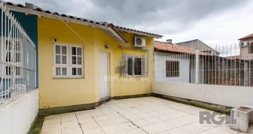 Casa com 2 quartos à venda na Rua Doutor Rubens Maciel, 37, Hípica, Porto Alegre