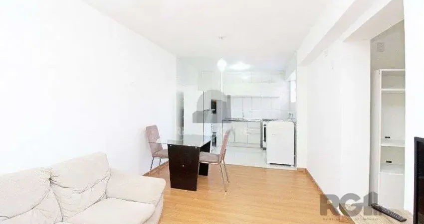 Apartamento 2 dormitórios com excelente localização, ventilado e iluminado., mob