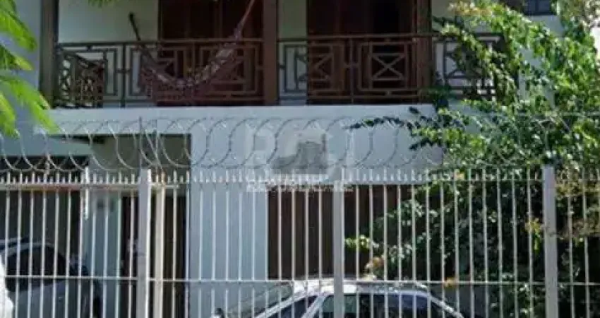 Casa para Venda - 200m², 3 dormitórios, sendo 3 suites, Jardim Botânico