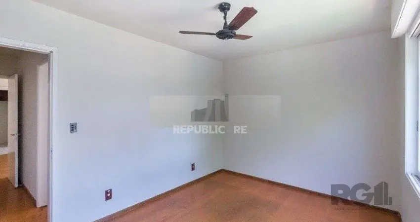 Apartamento 2 dormitórios, sendo 1 suíte, 72 m² de área privativa e 2 vaga(s) de
