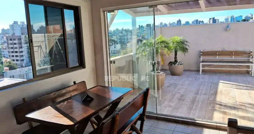 APARTAMENTO COBERTURA COM 02 DORMITÓRIOS, LIVING 02 AMBIENTES COM GARAGEM E BAIX