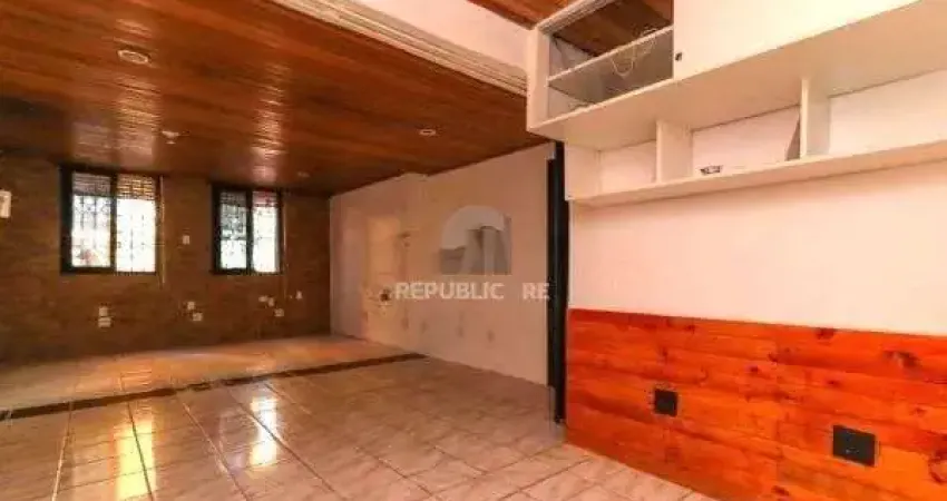 Casa com 3 quartos à venda na Praça Menino Deus, 57, Menino Deus, Porto Alegre