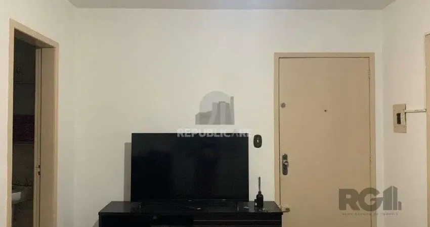 Apartamento 01 dormitório, no bairro Jardim Leopoldina, em Porto Alegre, RS.