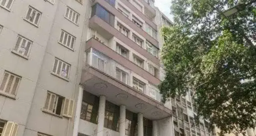 Apartamento à venda no centro histórico com 89 m² e 3 dormitórios/quartos.