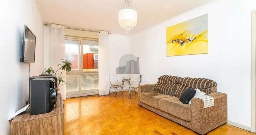 Apartamento 02 dormitórios com garagem convencionada 'fixa'