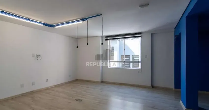Casa comercial à venda na Avenida Alberto Bins, 789, Independência, Porto Alegre