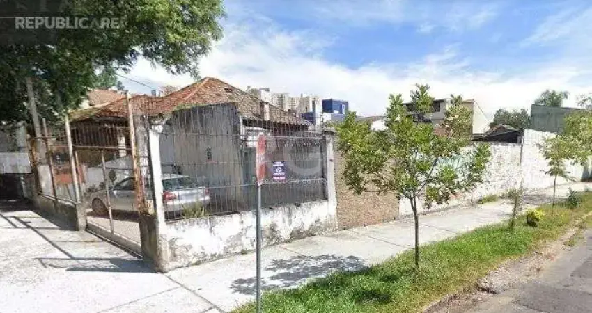 Terreno à venda no bairro partenon com 0 dormitórios/quartos e área disponível.