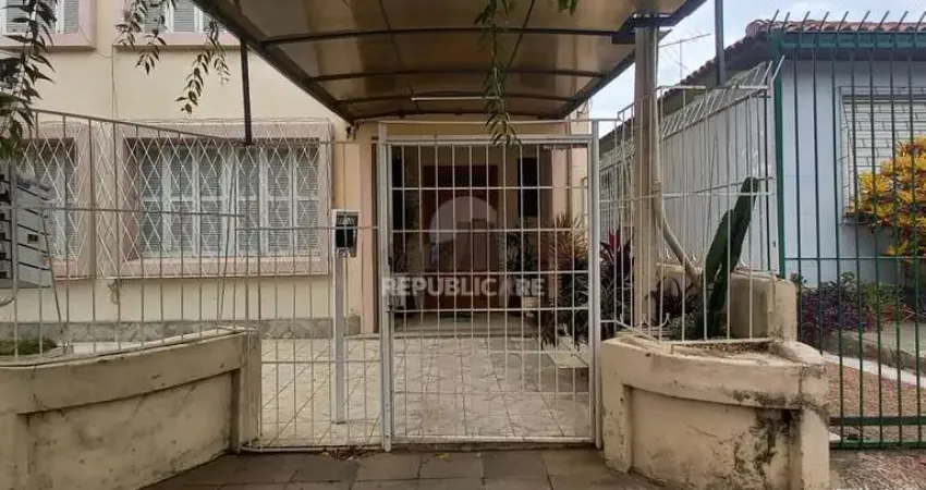 Kitnet / Stúdio à venda na Rua Doutor Voltaire Pires, 66, Santo Antônio, Porto Alegre