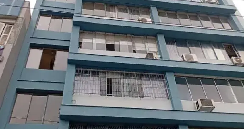 Kitnet/conjugado à venda no centro histórico com área útil de 19 m² e sem quartos.