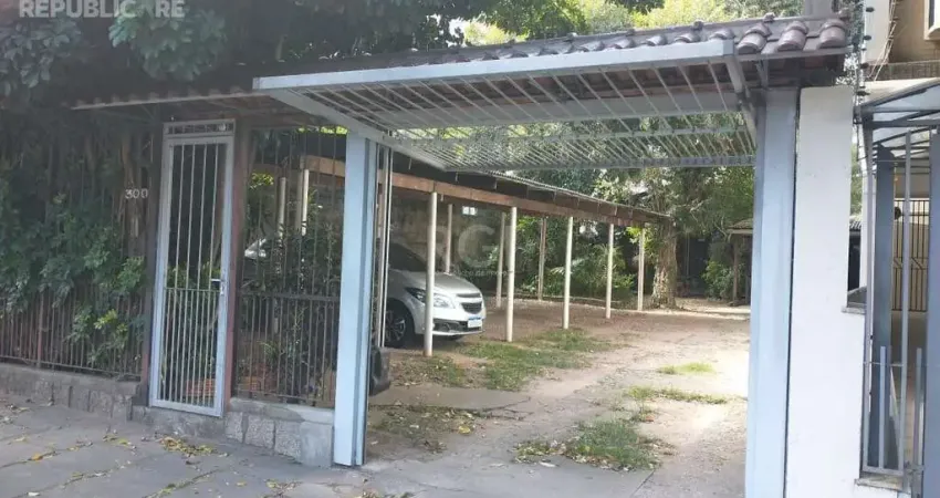 Terreno à venda no bairro partenon, área total disponível para construção.