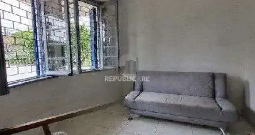 Casa residencial à venda no bairro partenon, com 100 m² e 3 dormitórios.