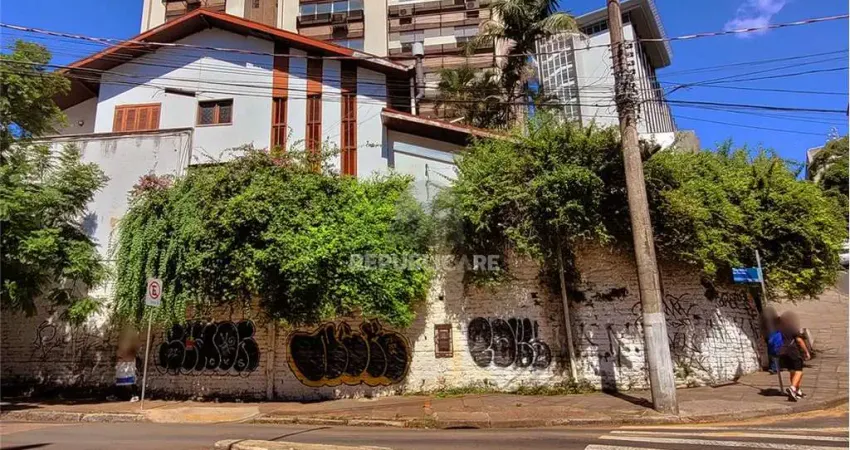 Casa 4 dormitórios à venda Moinhos de Vento Porto Alegre/RS