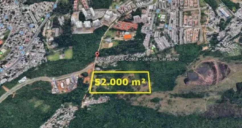Terreno à venda no bairro petrópolis, área total disponível e sem dormitórios.