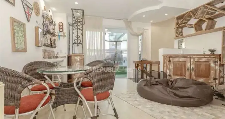 Cobertura com Vista para o Guaíba – Centro Histórico – 100m² | 1 Quarto