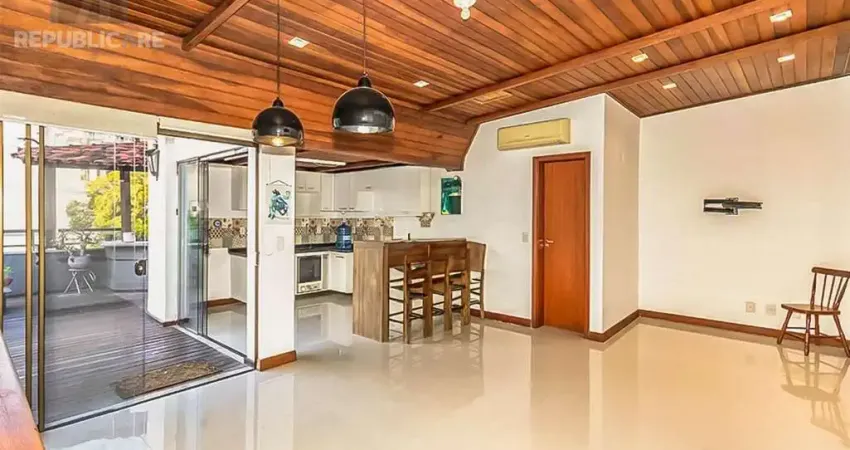 Apartamento cobertura para locação no bairro auxiliadora com 128 m² e 2 dormitórios.