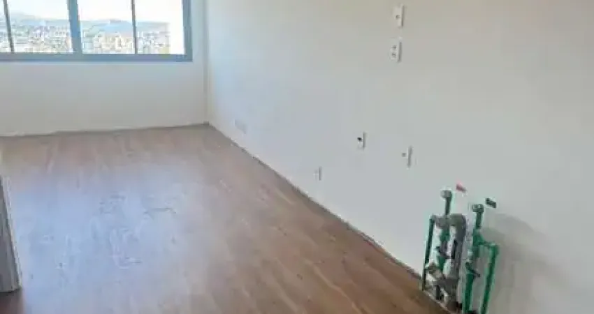 Apartamento à venda no bairro Cidade Baixa com 27 m² e 1 dormitório/quarto disponível