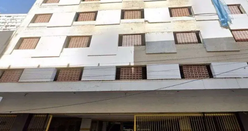 Vende-se garage no centro histórico com 12 m² - oportunidade imperdível!