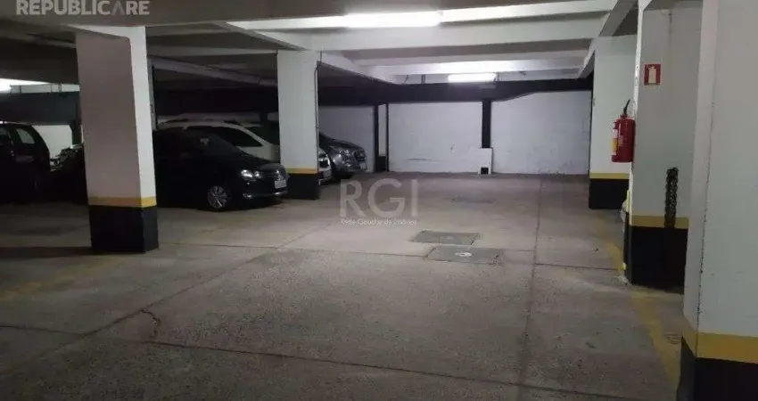 Garagem à venda no centro histórico - 12 m² para aproveitar seu espaço!