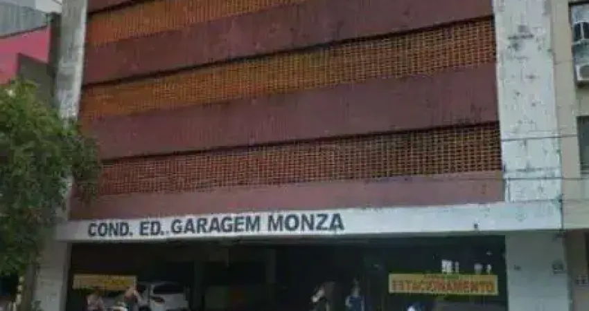 Garagem à venda no bairro independência com área de 13 m² disponível para compra