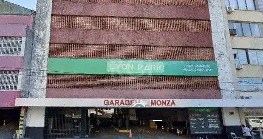 Garagem à venda no bairro independência com área de 13m², ideal para veículos