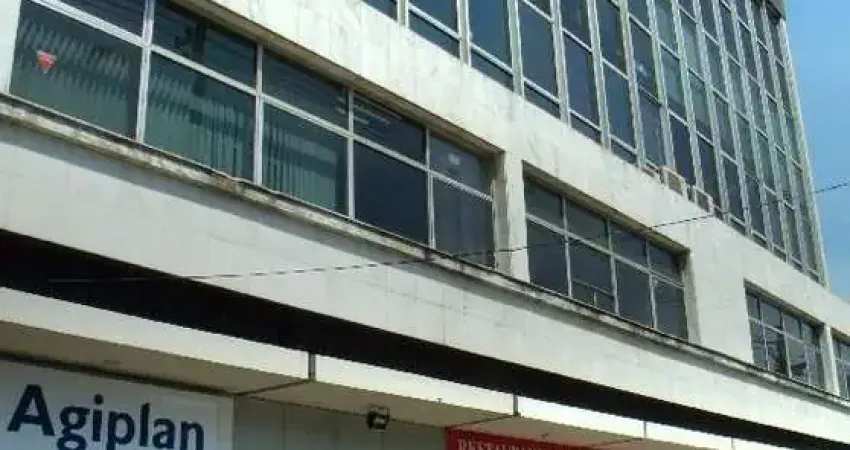 Garagem à venda no bairro auxiliadora com área útil de 10 m² disponível para negociação