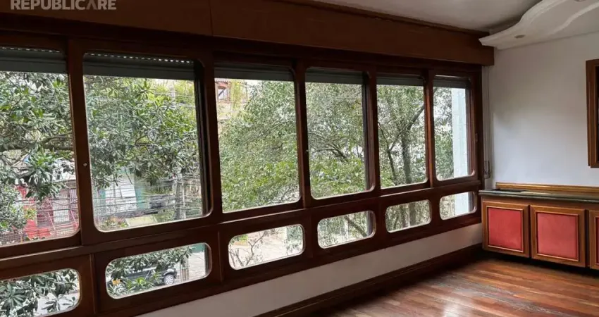 Apartamento à venda no bairro auxiliadora com 111 m² e 3 dormitórios/quartos.