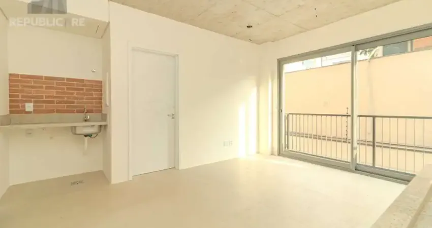Apartamento à venda no bairro farroupilha com 37m² e 1 dormitório/quarto disponível.