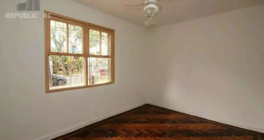 Apartamento à venda no menino deus com 3 dormitórios e 80 m² de área útil