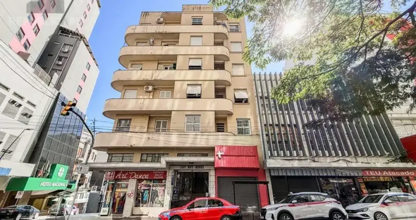 Apartamento à venda no centro histórico com 91 m² e 3 dormitórios/quartos disponíveis!