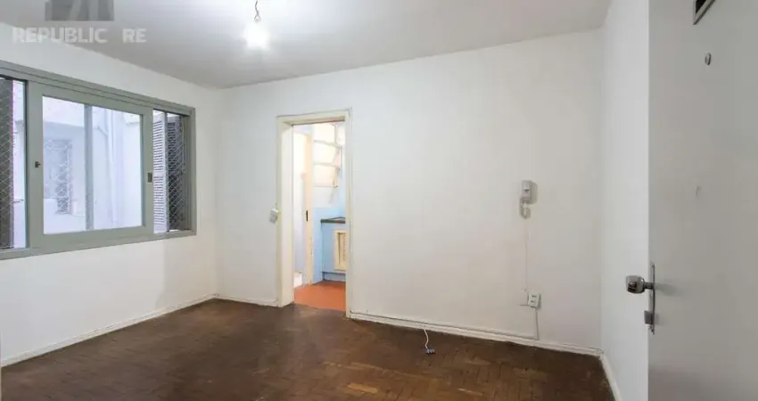 Apartamento à venda no centro histórico com 36m² e 1 dormitório/quarto disponível