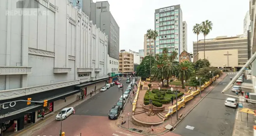 Apartamento à venda no centro histórico com 50m² e 2 dormitórios/quartos disponíveis