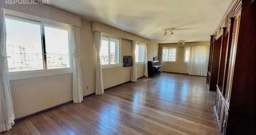 Apartamento à venda no bairro bom fim, 3 dormitórios e 174 m² de área útil.