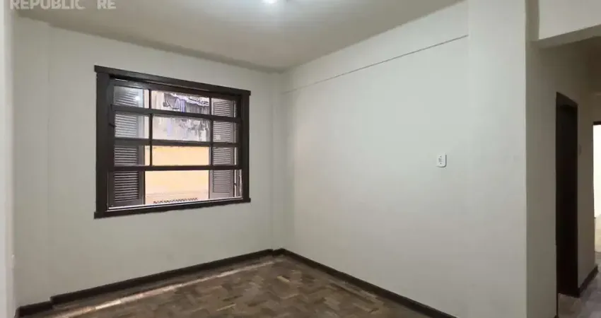 Apartamento à venda no centro histórico com 62m² e 2 dormitórios/quartos disponíveis!