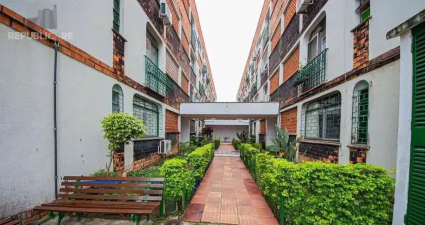 Apartamento à venda no bairro azenha com 38 m² e 1 dormitório/quarto disponível.