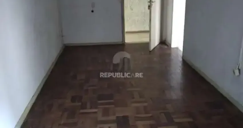 Apartamento à venda no bairro azenha com 30m² e 1 dormitório/quartos disponíveis.