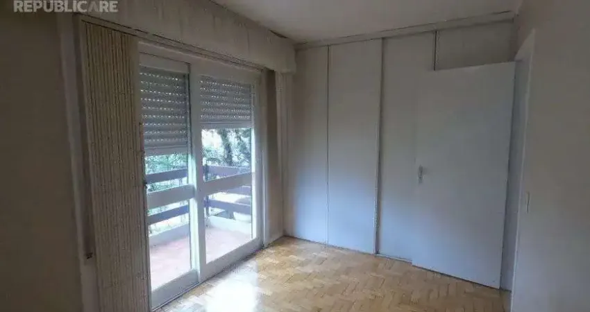 Apartamento à venda no bairro menino deus com 72m² e 2 dormitórios/quartos disponíveis.