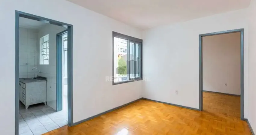Apartamento à venda no bairro floresta com 1 dormitório e 37 m² de área útil.