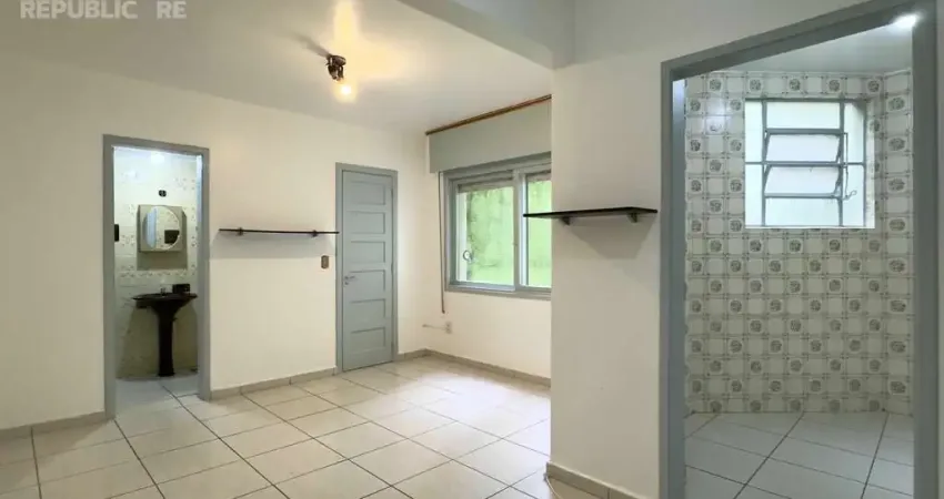 Apartamento à venda na cidade baixa com 29 m² e 1 dormitório/quarto disponível.