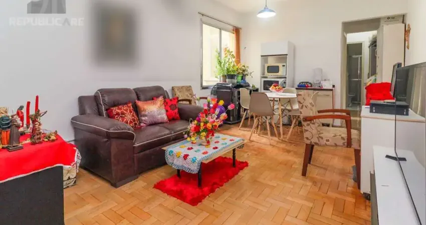 Apartamento à venda no centro histórico, 53 m² com 1 dormitórios/quartos disponíveis.