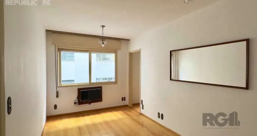 Apartamento à venda no centro histórico com 38 m² e 1 dormitório/quarto.
