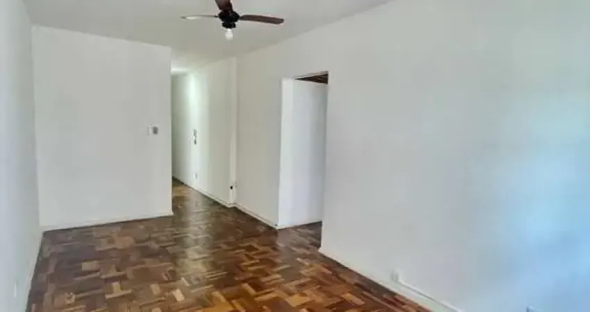 Apartamento à venda no menino deus com 40m² e 1 dormitório/quarto disponível.