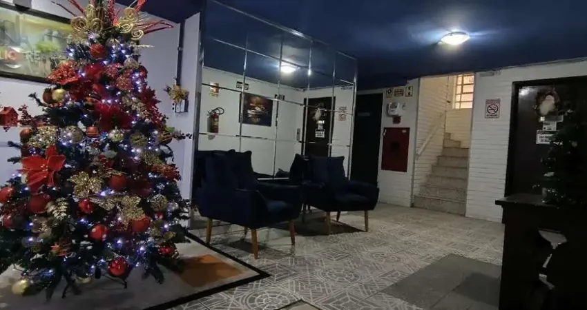 Apartamento à venda no centro histórico com 30 m² e 1 dormitório/quartos disponíveis