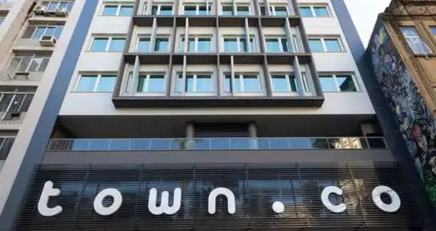 Apartamento à venda no centro histórico com 22 m² e 1 dormitório/quartos disponíveis.