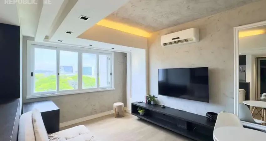 Apartamento à venda no centro histórico com 1 dormitório e 48 m² de área útil