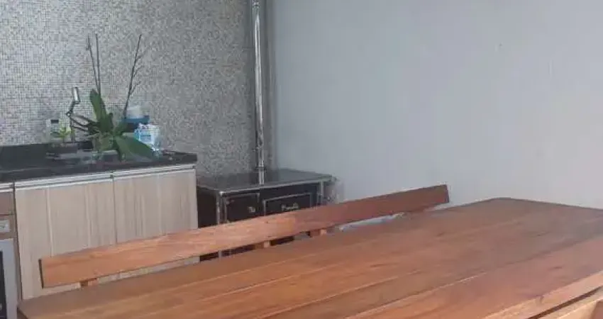 Casa residencial à venda no bairro guarujá com 200 m² e 3 dormitórios/quartos.