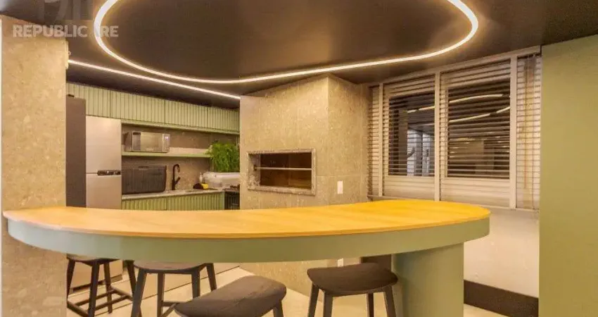 Apartamento à venda no bairro Farroupilha com 54 m² e 2 dormitórios/quartos disponíveis