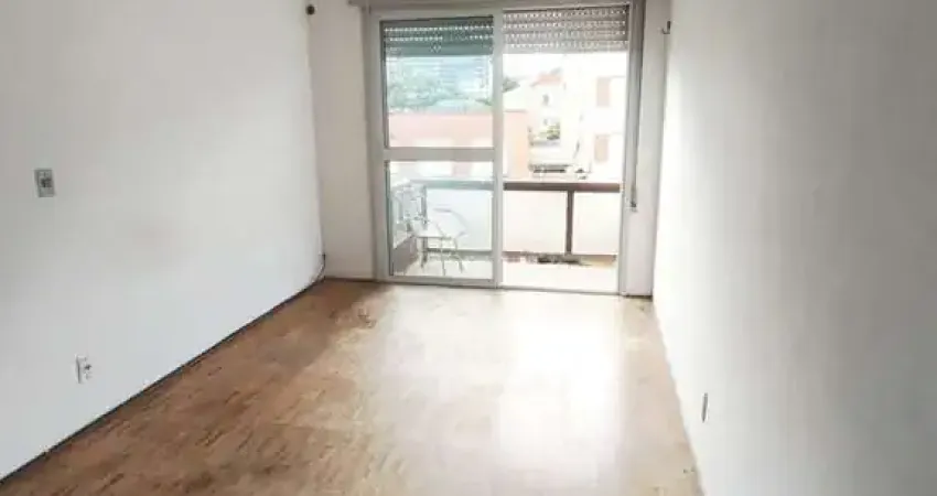 Apartamento para locação na Cidade Baixa: 64m² com 2 dormitórios/quartos disponíveis.