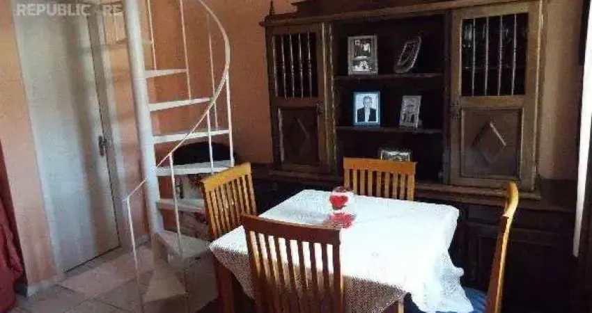 Casa residencial à venda no bairro Hípica com 89 m² e 2 dormitórios/quartos disponíveis.