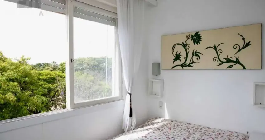 Apartamento à venda no Centro Histórico com 49 m² e 1 dormitório/quarto disponíveis.